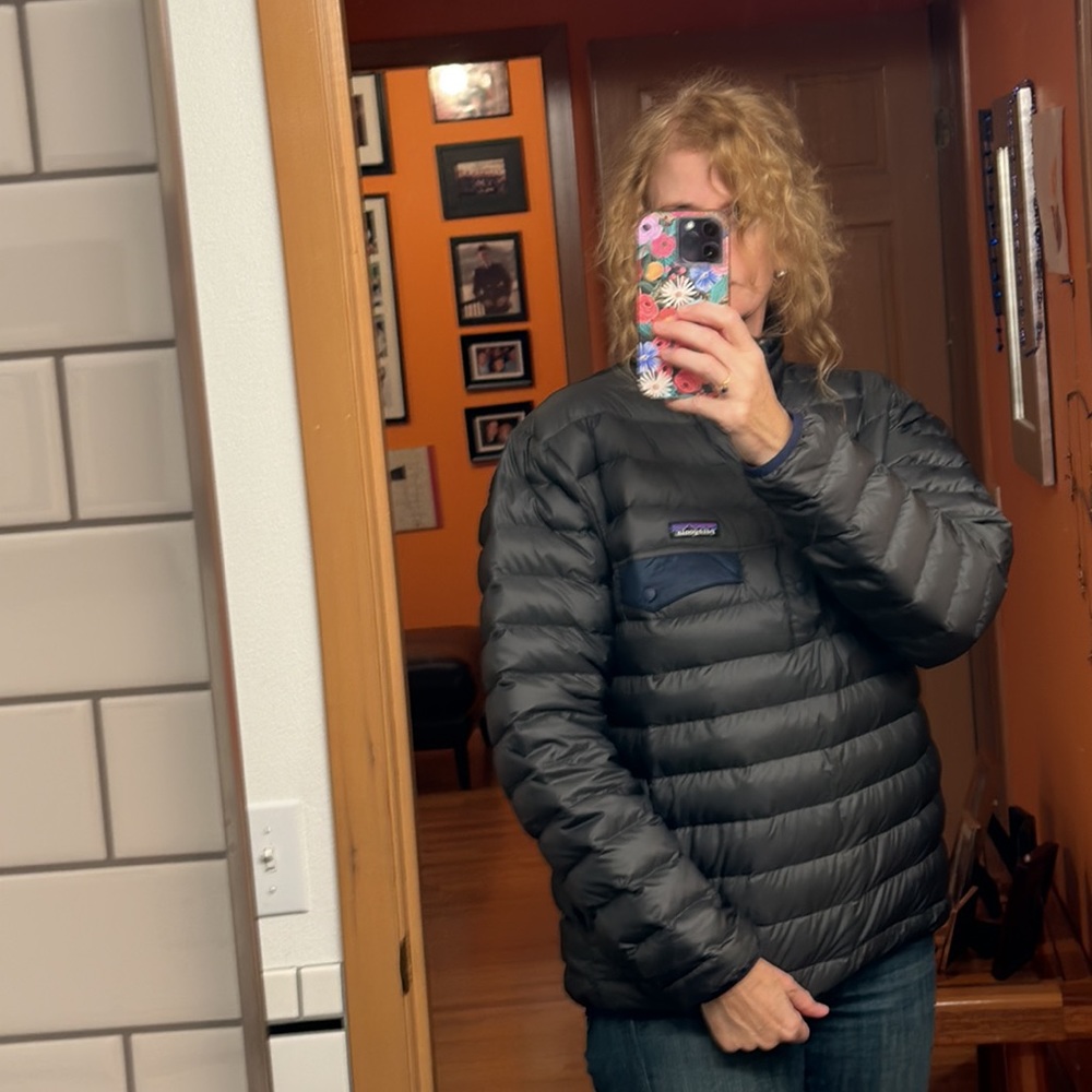 Patagonia pullover never worn down. Men’s. - Picture 9 of 9